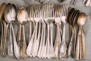 is stainless steel antibacterial